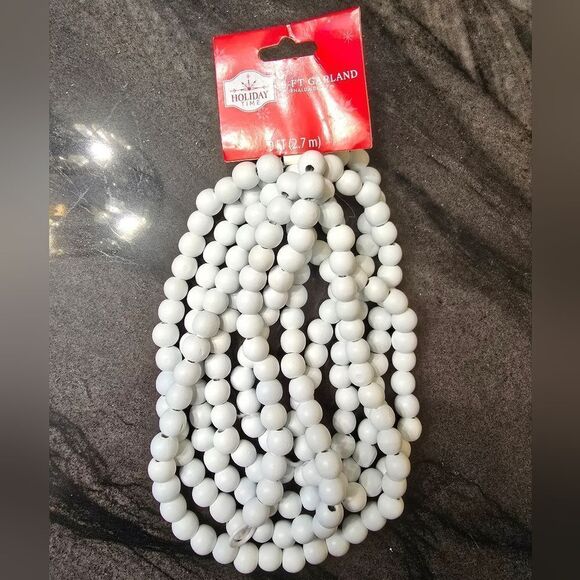2 x 9ft Natural Wooden White Bead Christmas Garland Bundle, Holiday Time - Picture 2 of 4